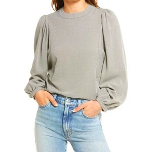 ❤️ minimalistic blouse!